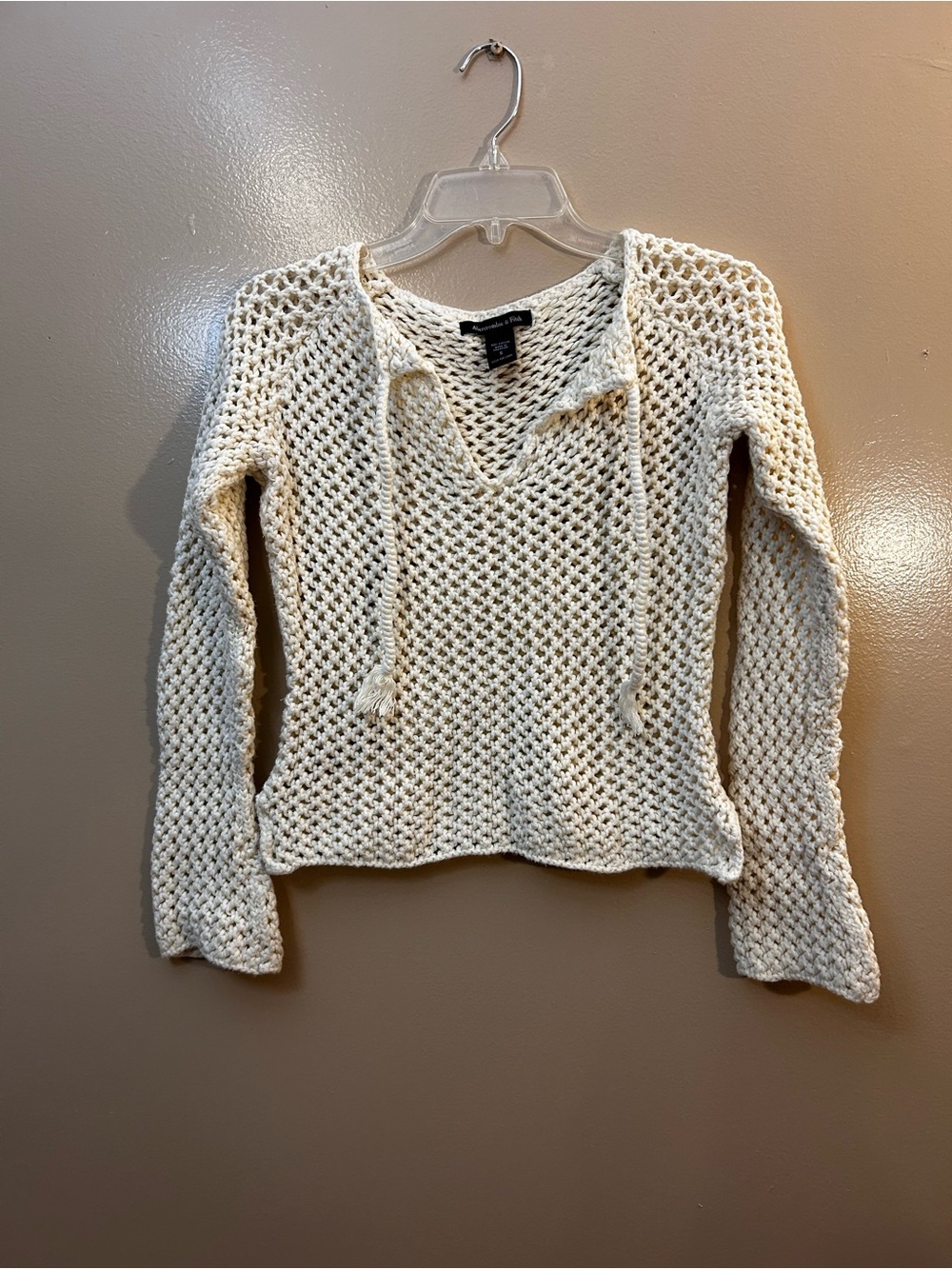 Abercrombie & Fitch Cream Open-Knit V-Neck Tie Pullover